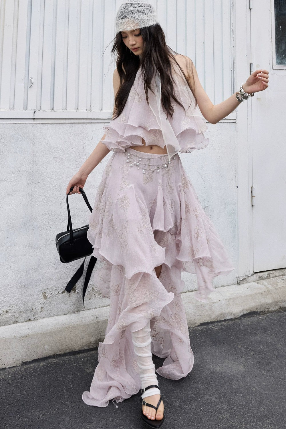 Conjunto retro de top halter con volantes en rosa melocotón