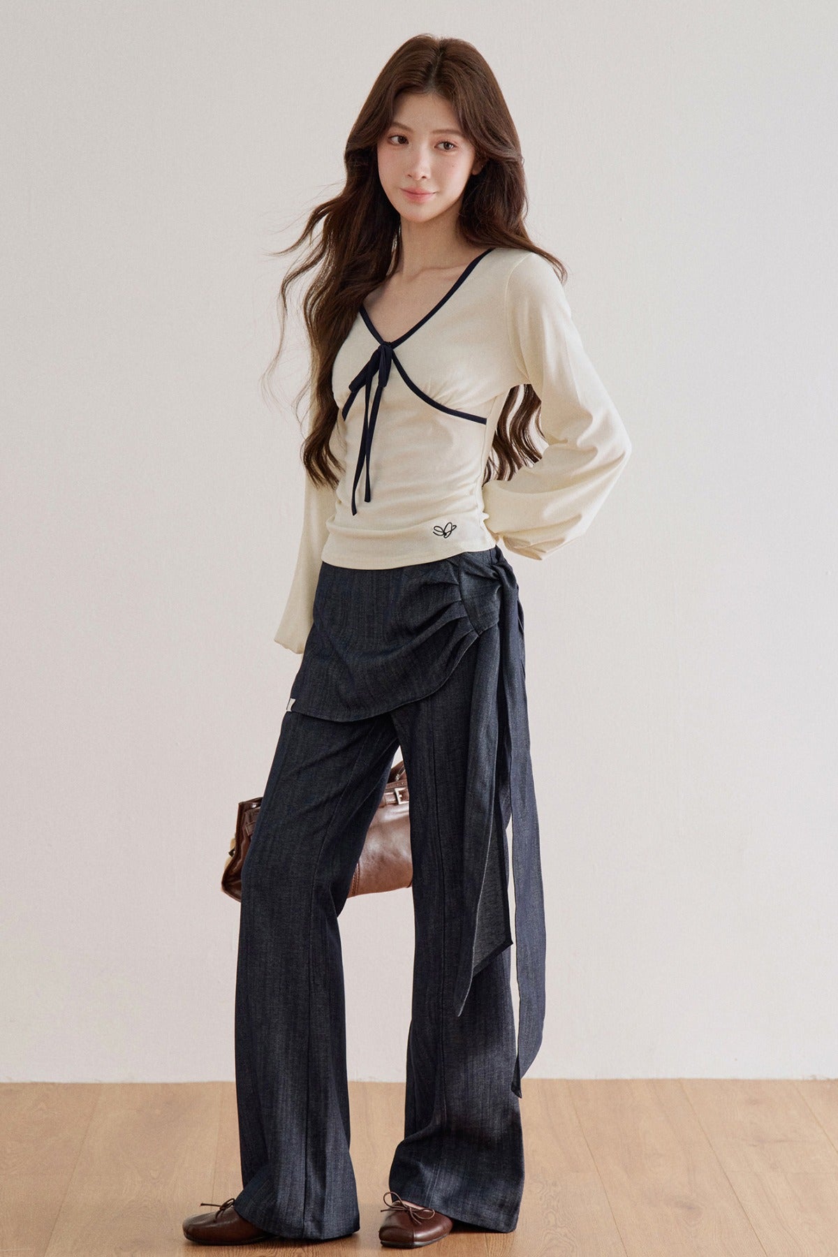 Lyocell V-Neck Tie Long-Sleeve T-Shirt