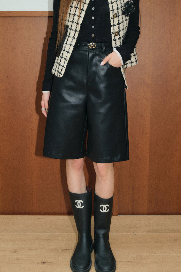Black Leather Mid-Length Shorts and Vest Set-Up
