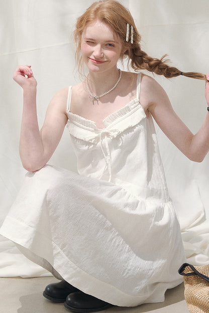 Kleid in Petite-Größe mit Schleife und Spaghettiträgern