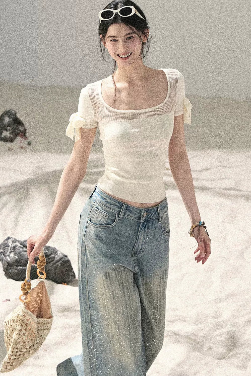 크롭 컷아웃 탑