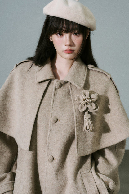 Cappotto in lana floreale fatto a mano