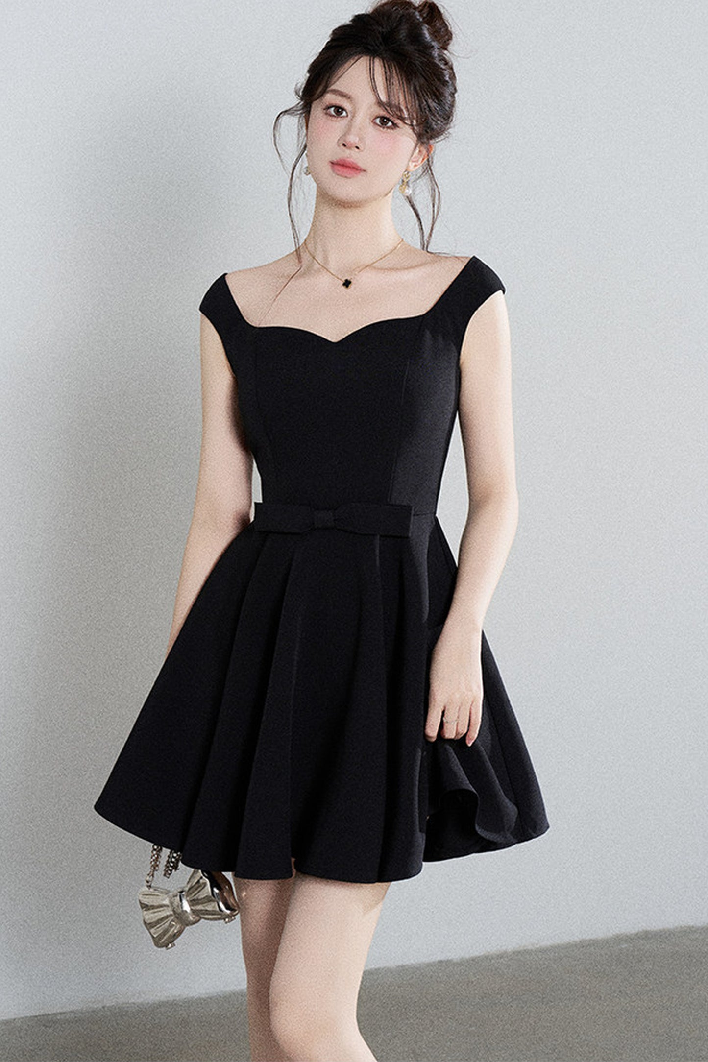 Black Square-Neck Puffy A-Line Dress