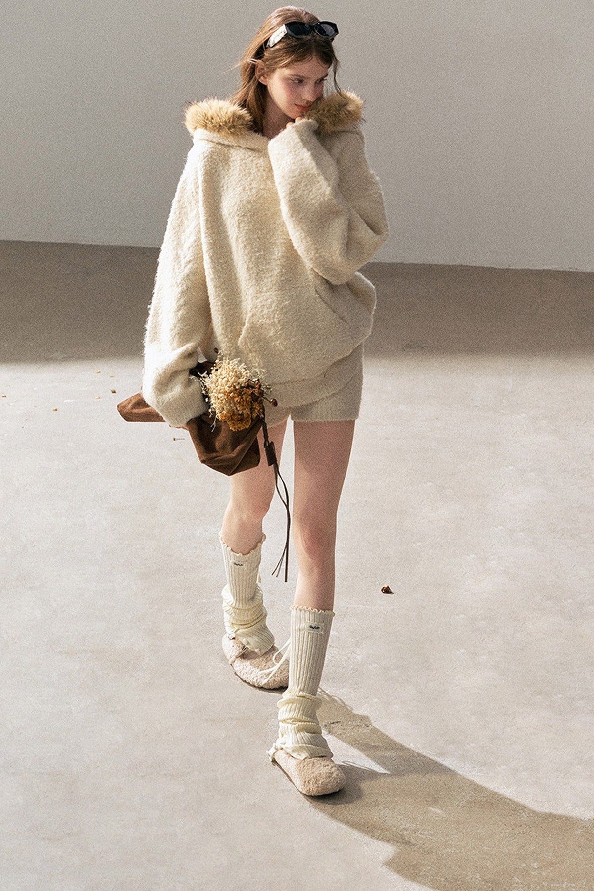 Hooded Wool Knit Top And Shorts Set-Up