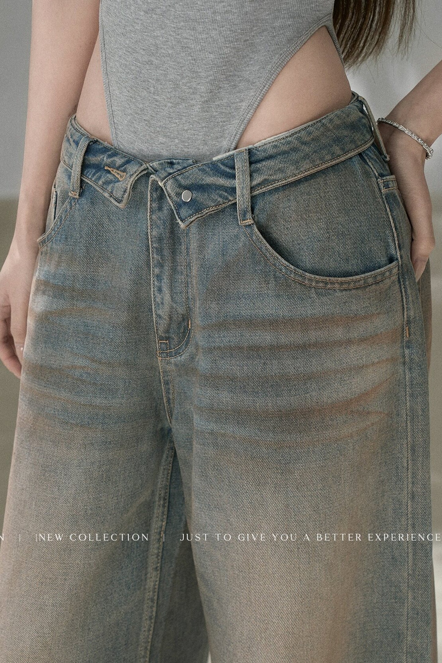 Low-Rise Complex Denim Pants