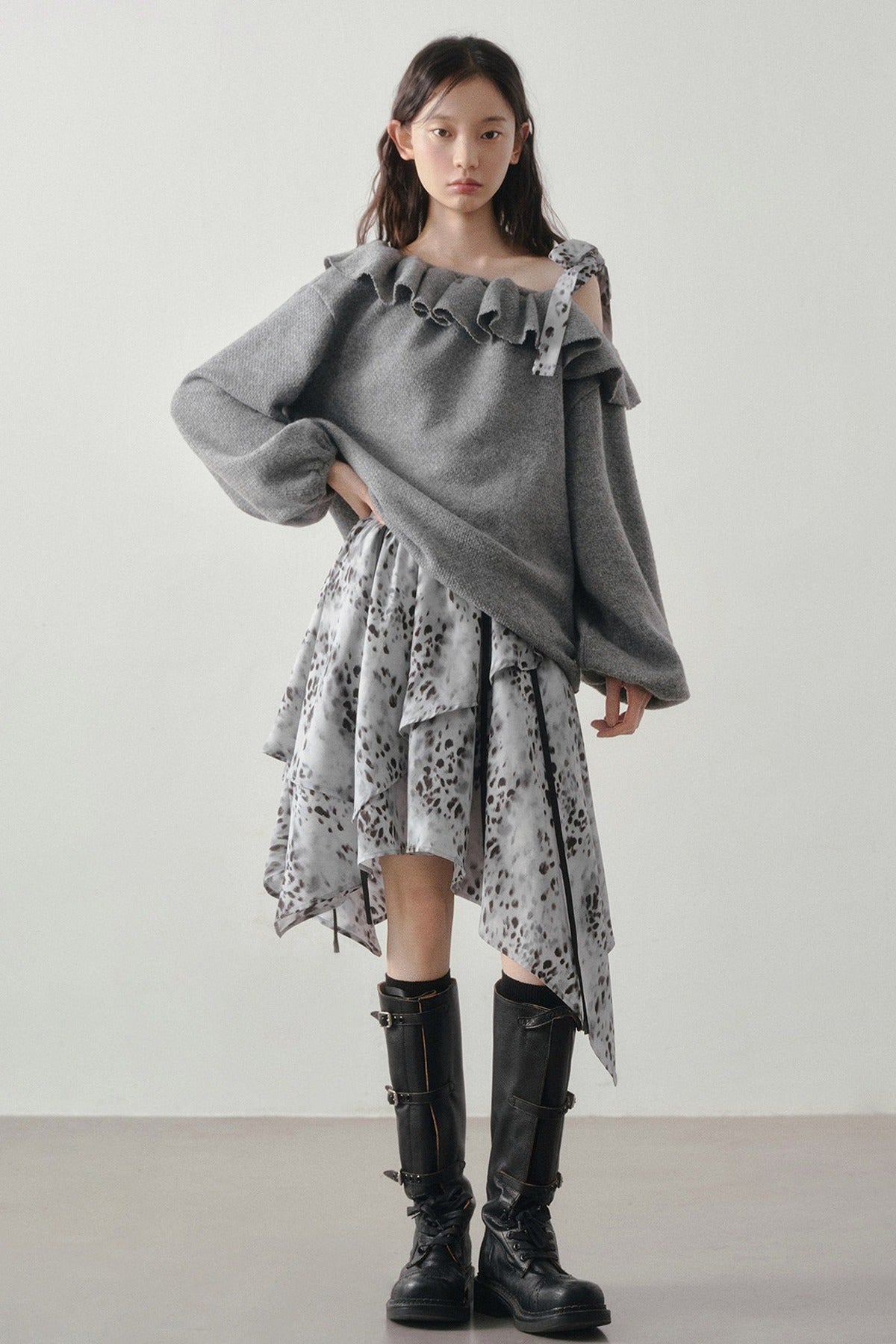 Gray Off-Shoulder Sweater Leopard Skirt Set-Up