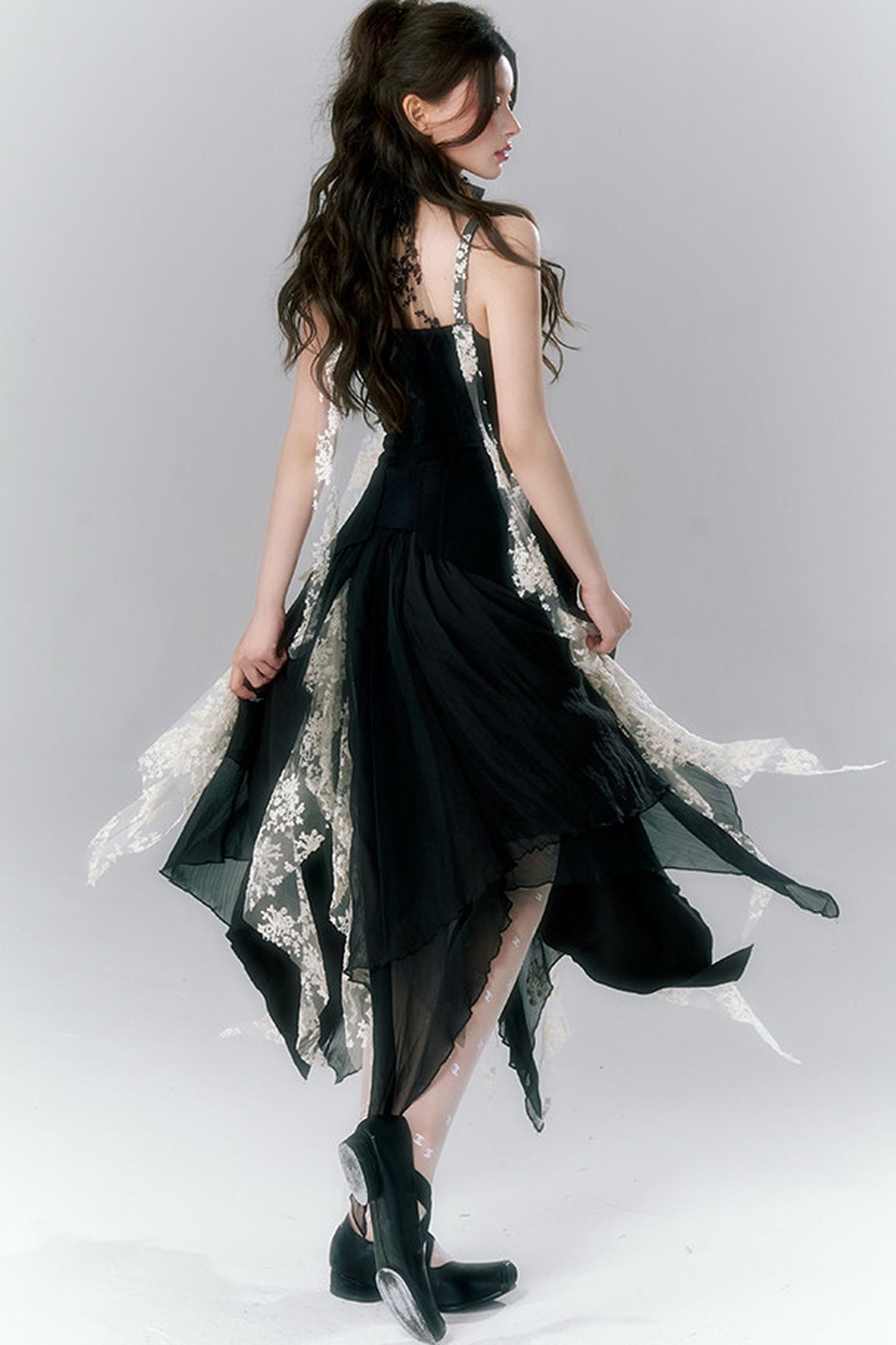 Französisches Gothic-Trägerkleid-und-Rock-Set