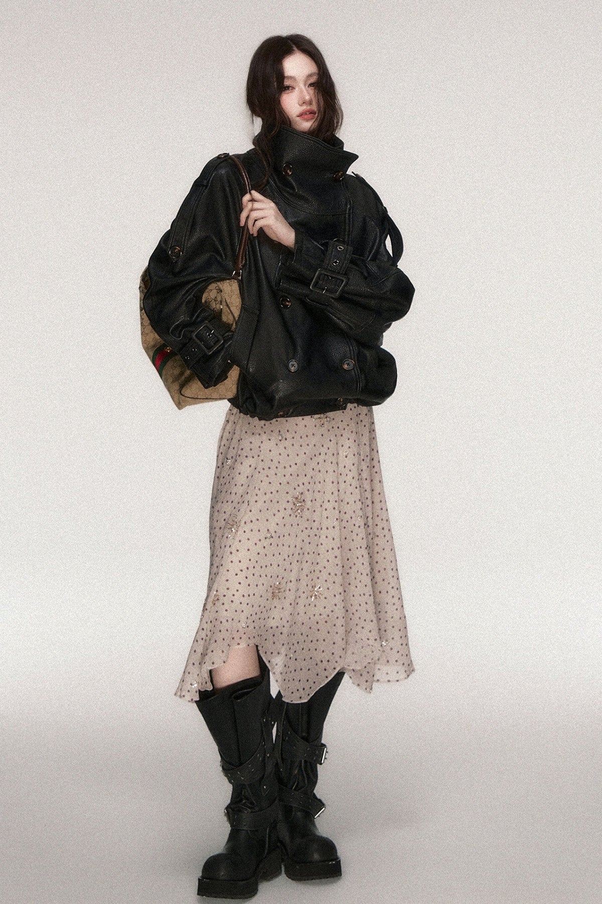 Lederjacke mit lockerer Silhouette und zweireihiger Knopfleiste