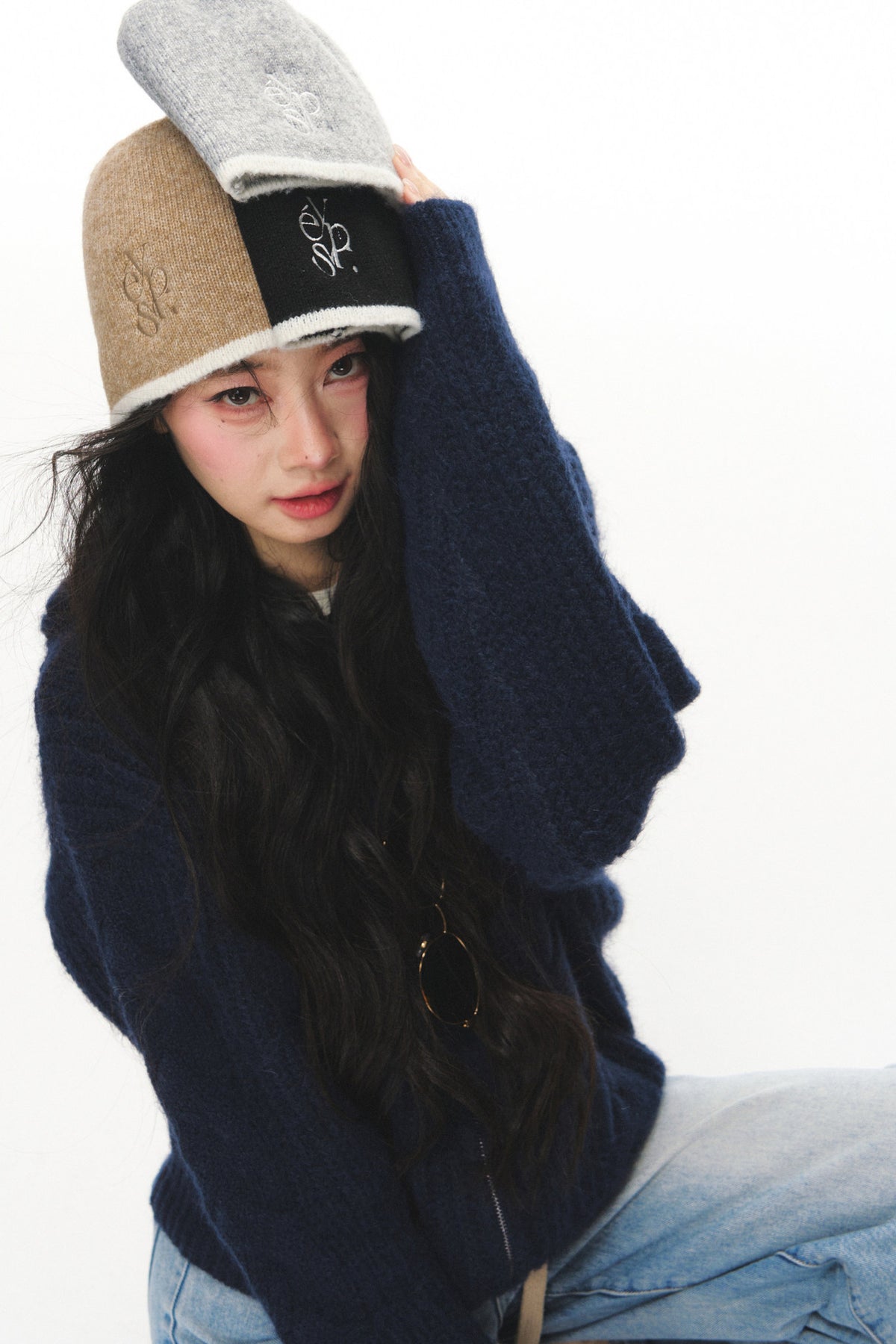 Contrast Trim Knitted Beanie