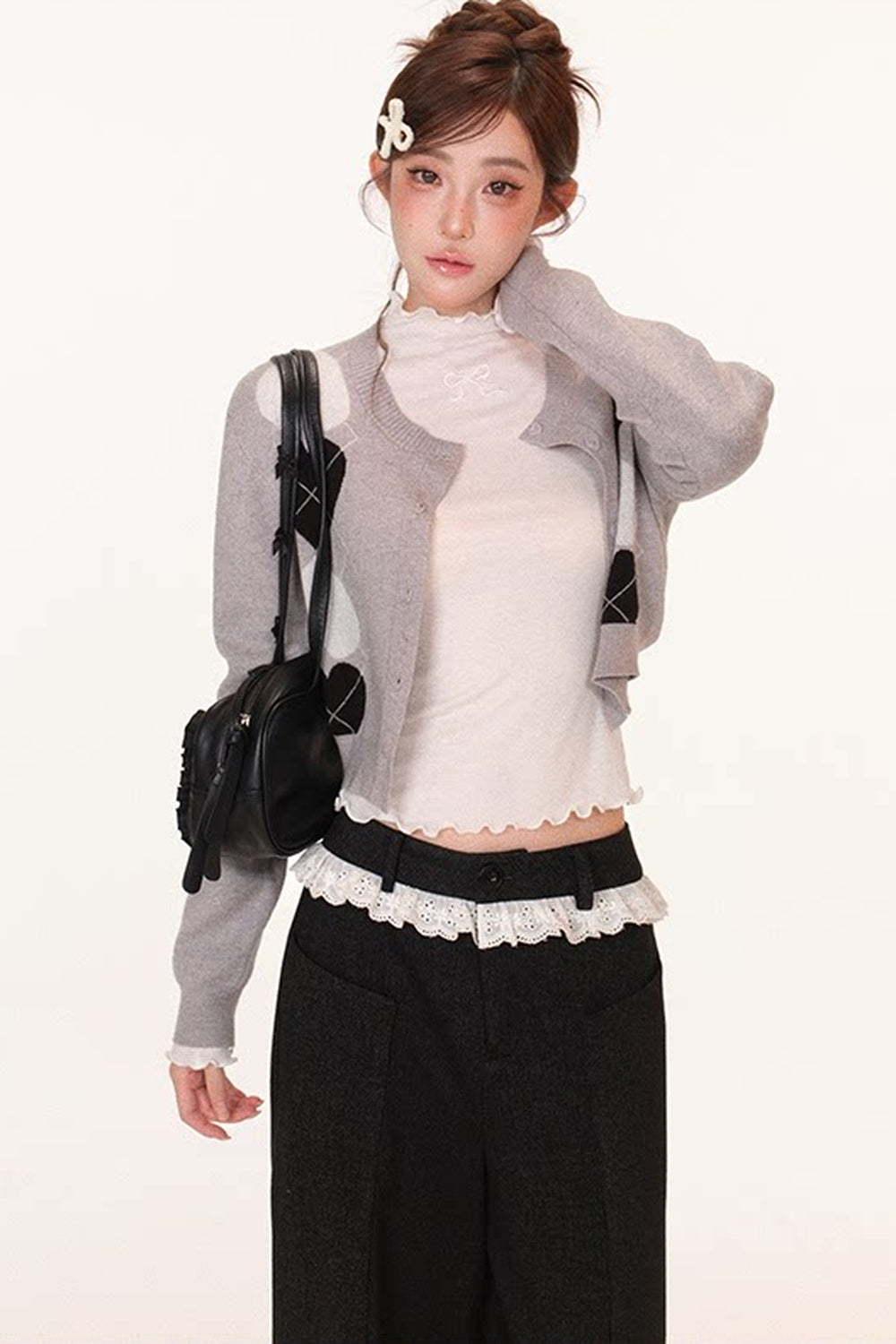 Heart Pattern Sweater Shorts Set With Embroidered Base Layer Top