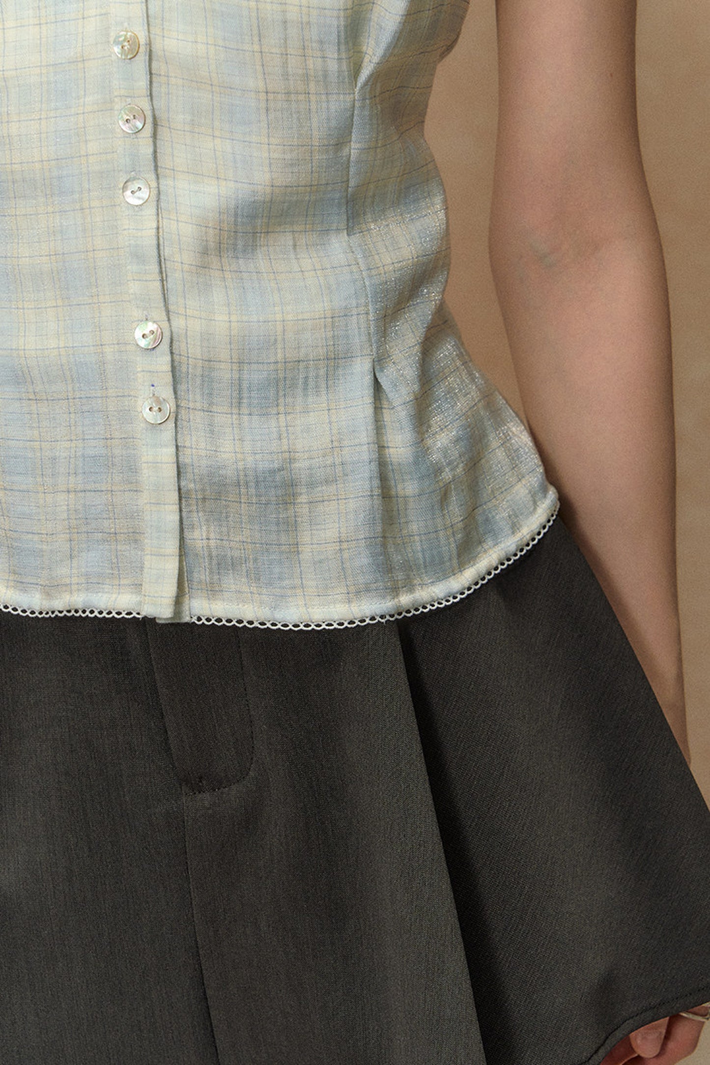 Vintage Plaid Puff Sleeve Blouse