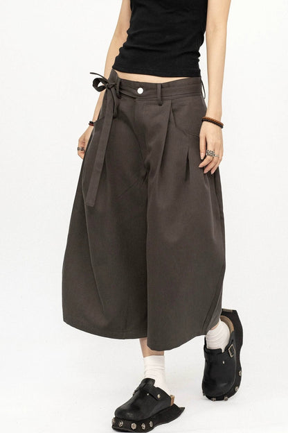 Amerikanische Retro-Faltenhose mit weitem Bein