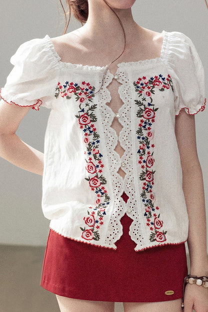 Haut en dentelle saison des roses