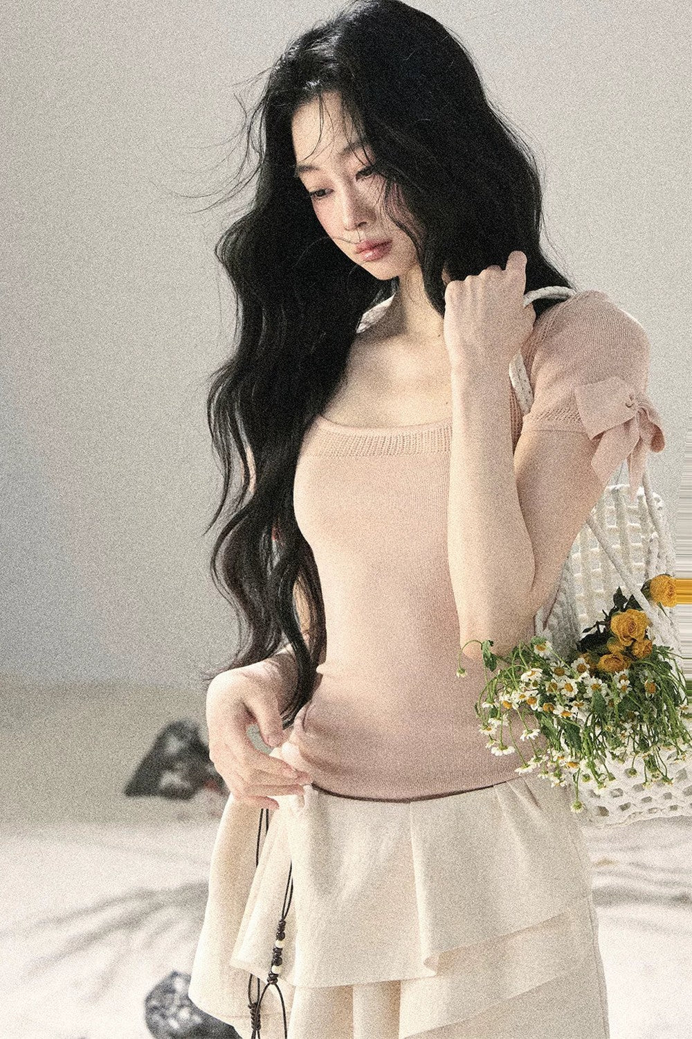 크롭 컷아웃 탑