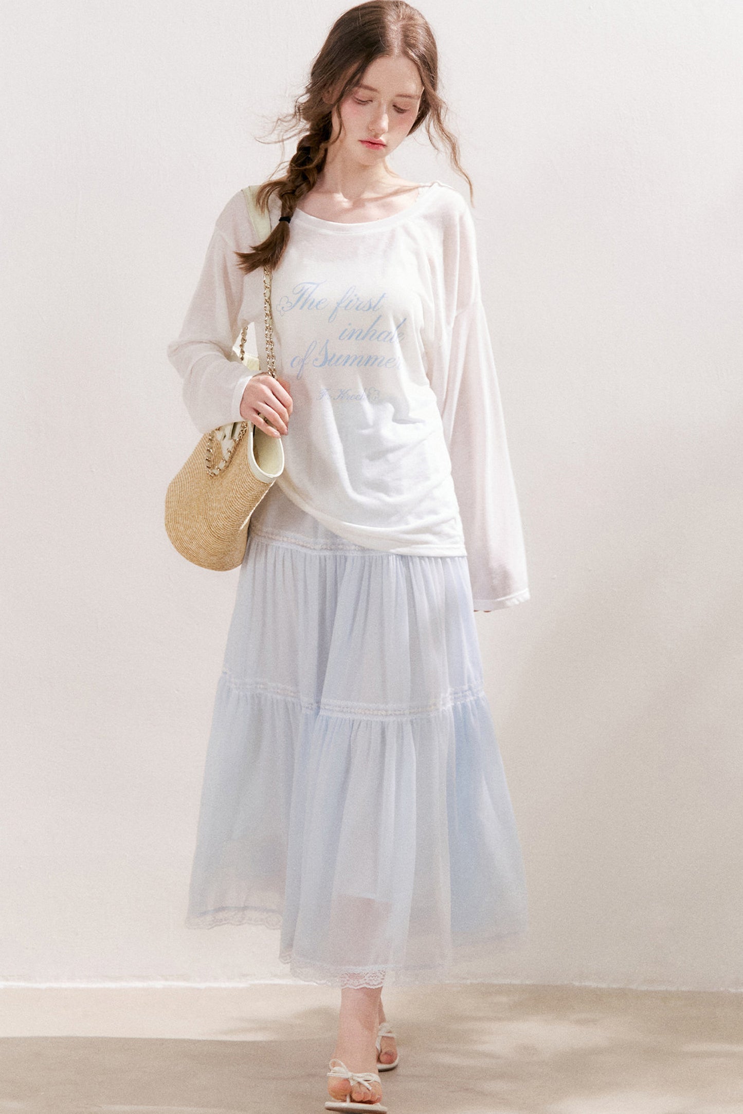 Blusa in lino con stampa a lettere e fiocco di neve
