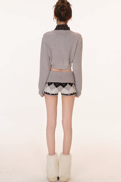 Heart Pattern Sweater Shorts Set With Embroidered Base Layer Top