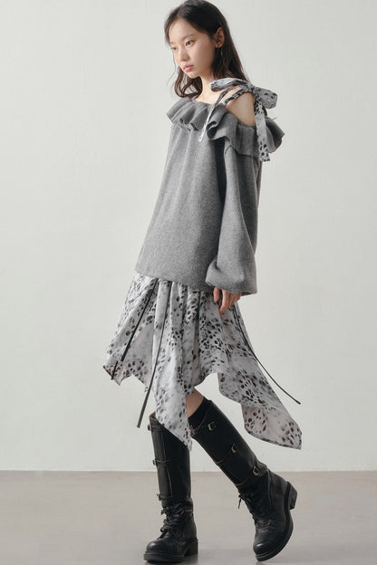 Gray Off-Shoulder Sweater Leopard Skirt Set-Up