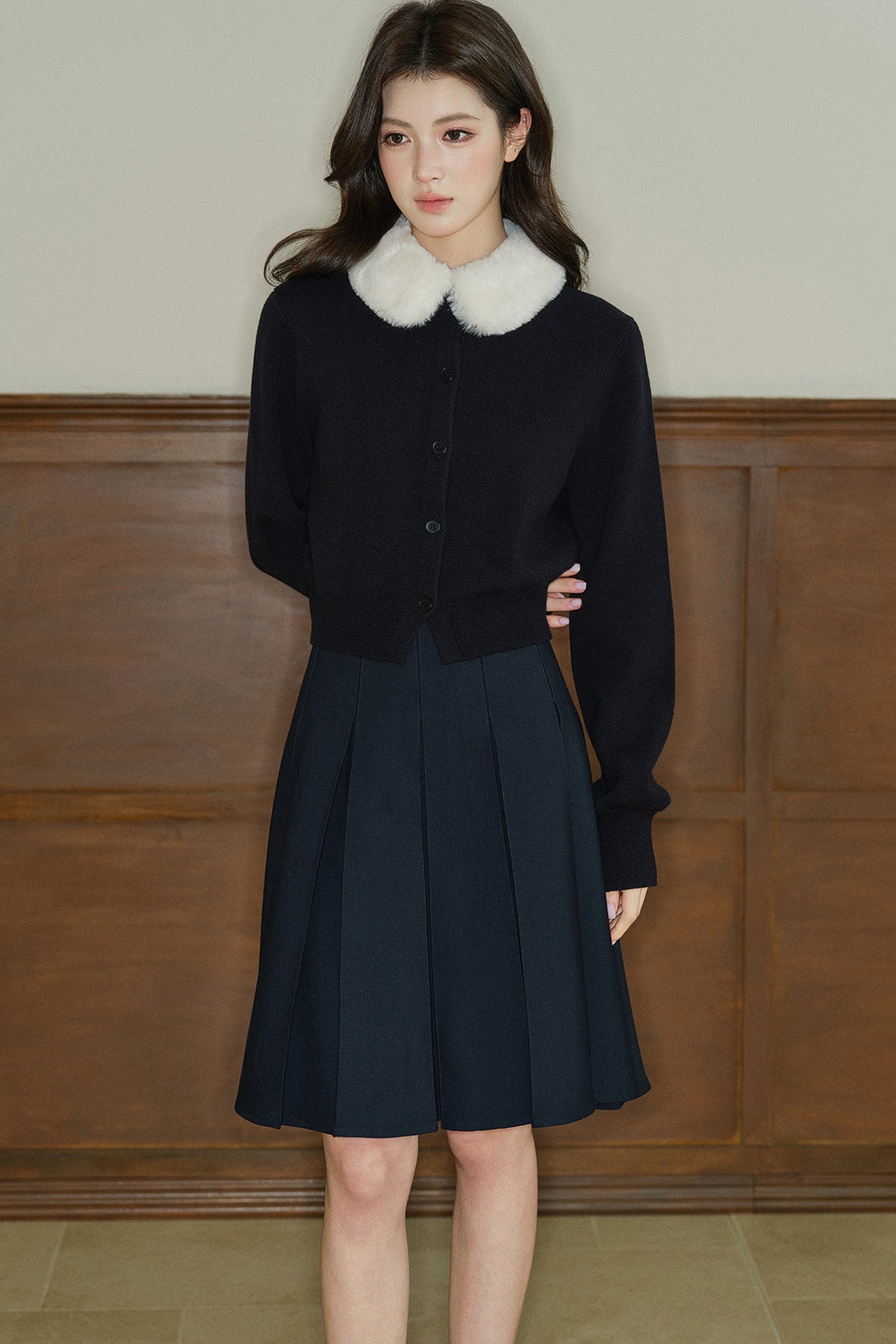 Cardigan en maille à col en fourrure contrastante