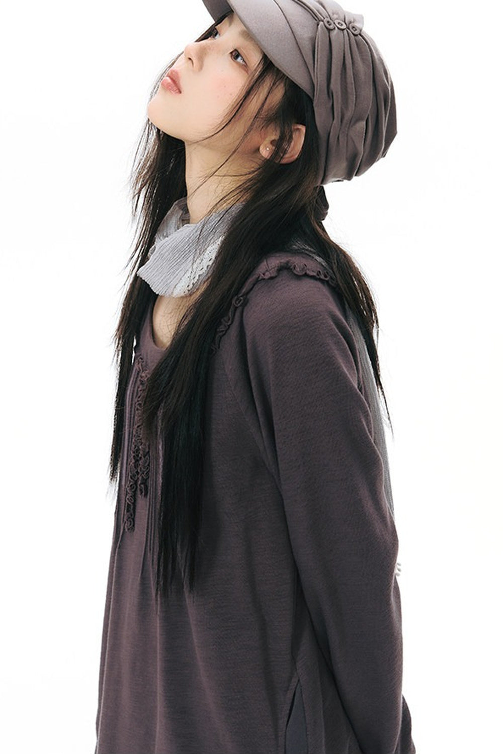 Front Chest Tuck Webbing Raglan Knit T-Shirt