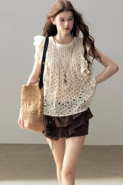 Embroidered Floral Flying Sleeve Top