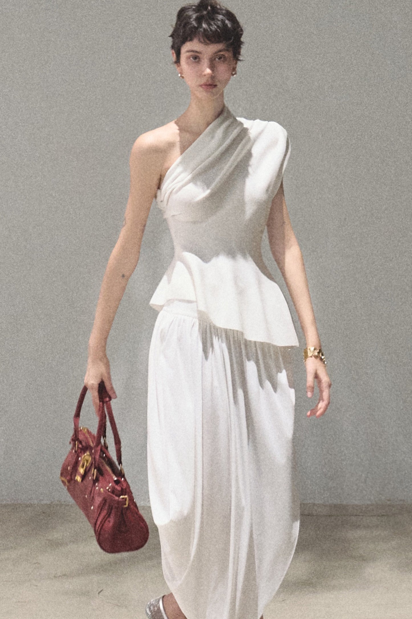Irregular High-Waisted White Slit Skirt