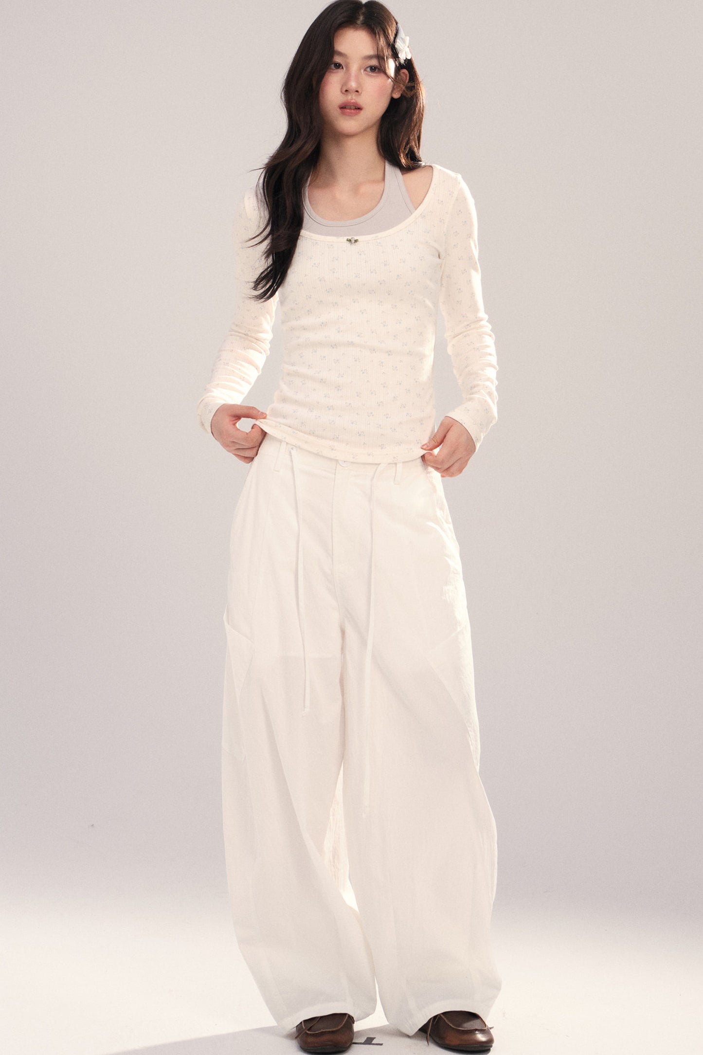 Large U-Neck Floral Long-Sleeve Base T-Shirt Set-Up