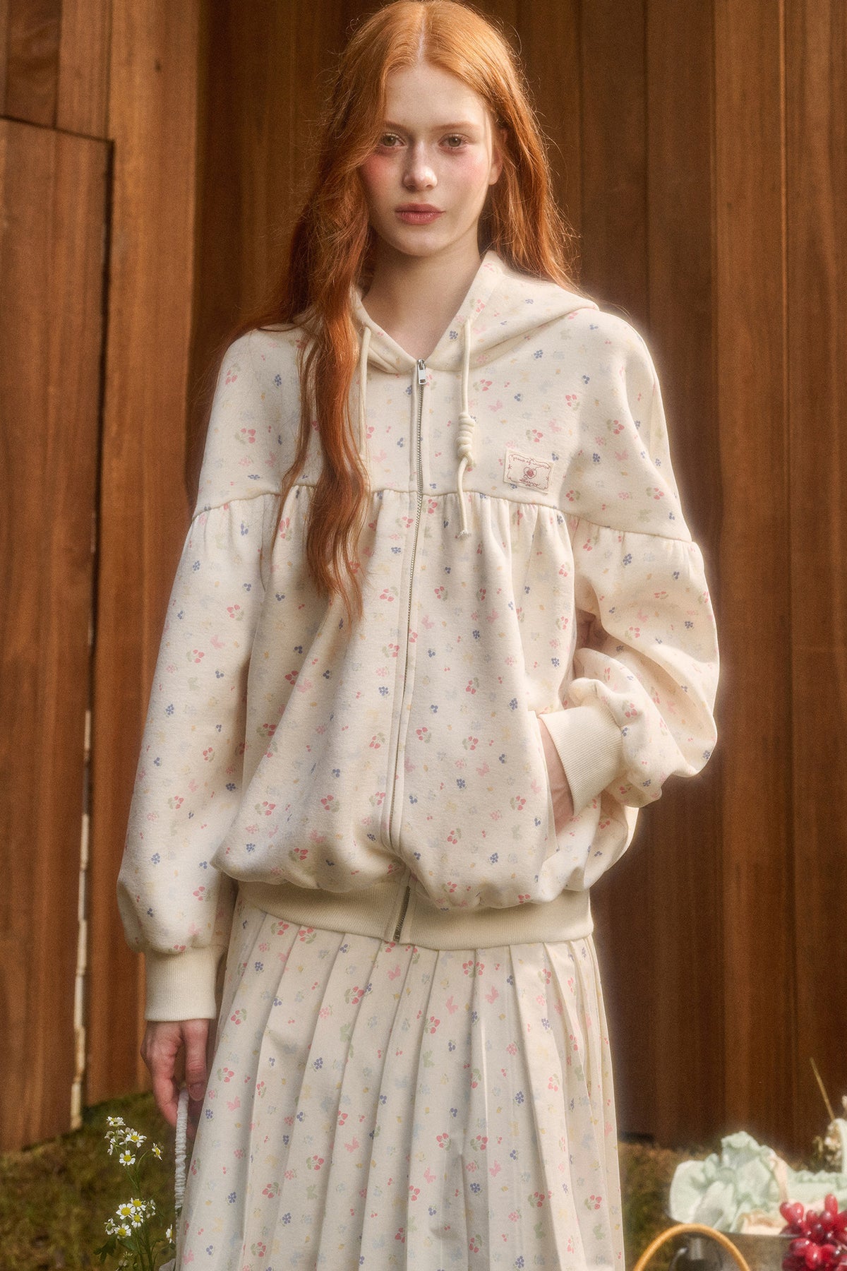 Hoodie and Pleated Skirt Set-Up