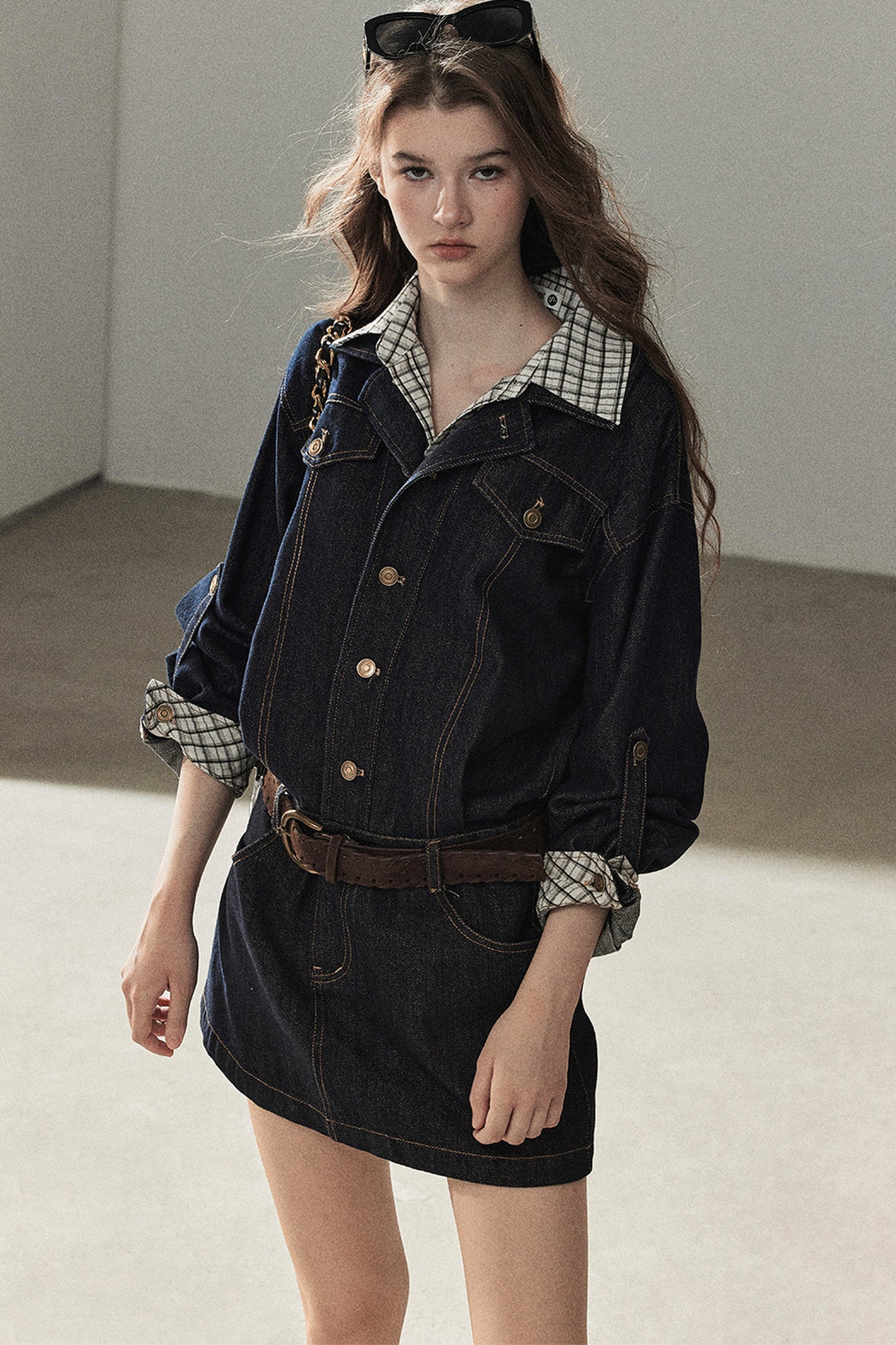 Completo con abito in denim imbottito effetto stratificato