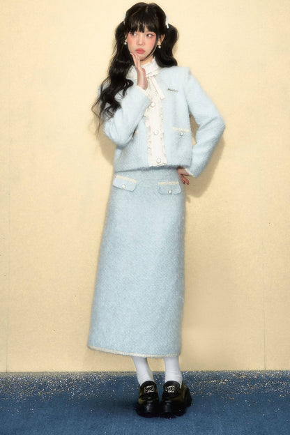 Blue Wool High-End and Elegant Outfit Set-Up