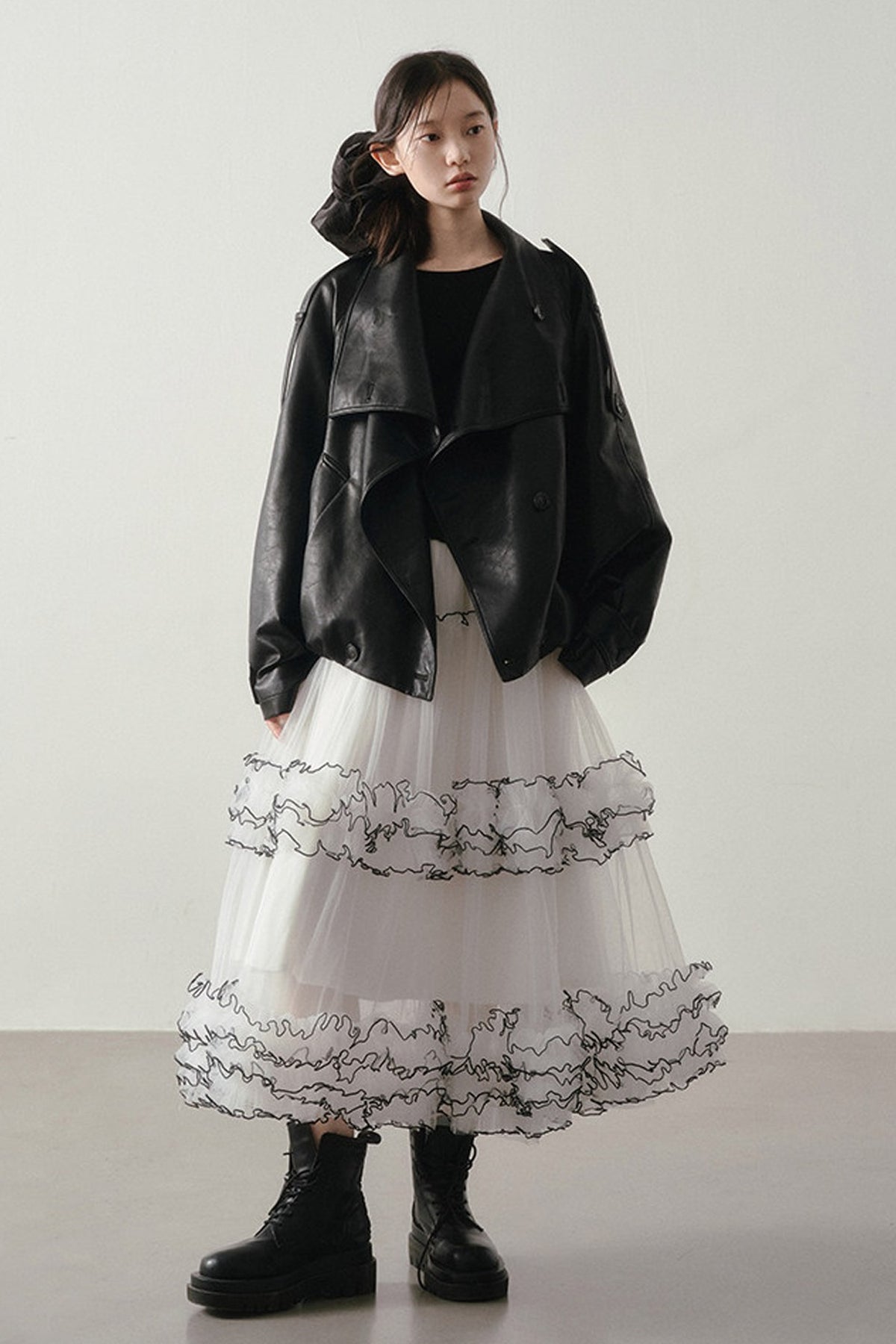 White Puffy Black Ruffle Stitching Skirt