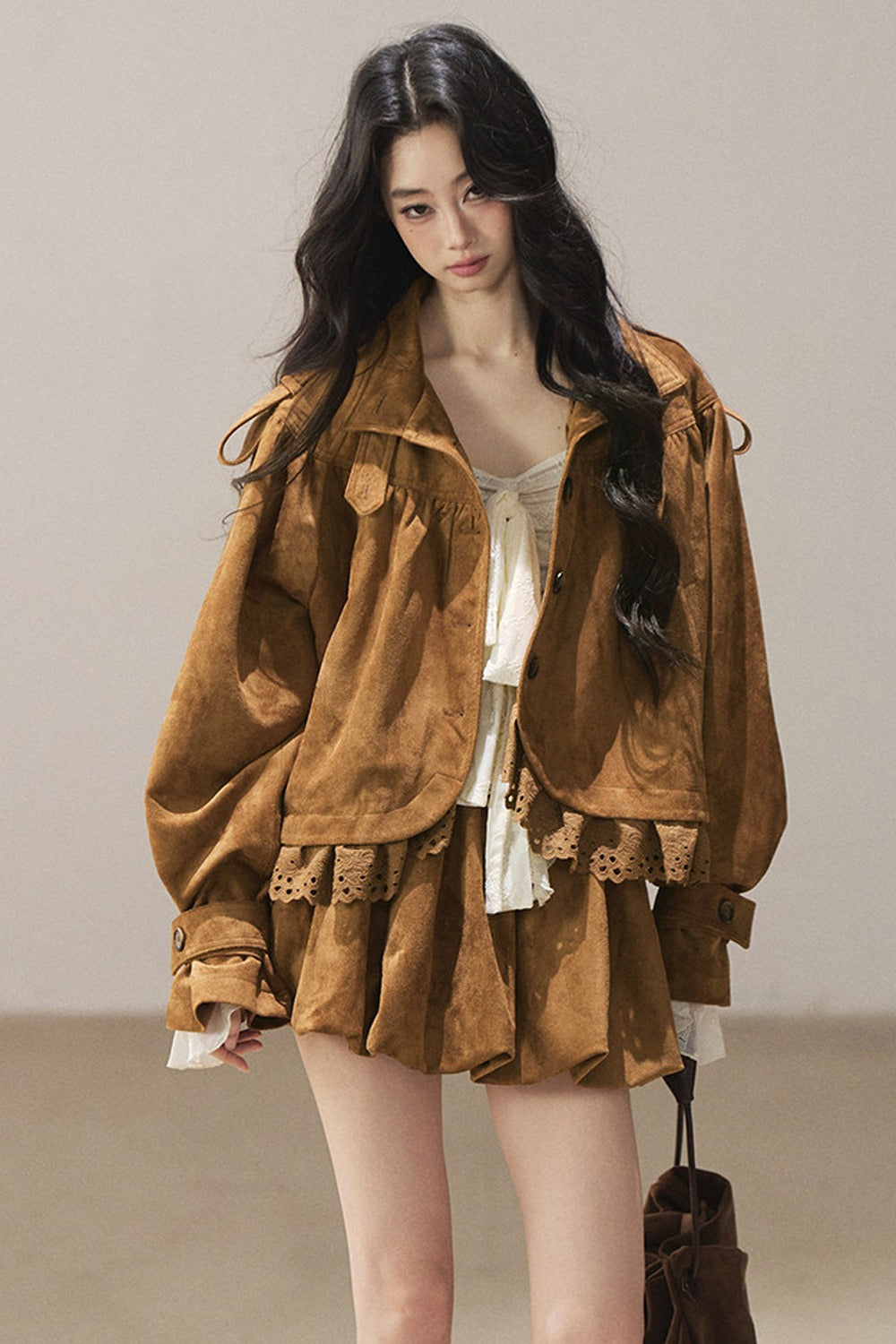 Ensemble veste et jupe en faux daim