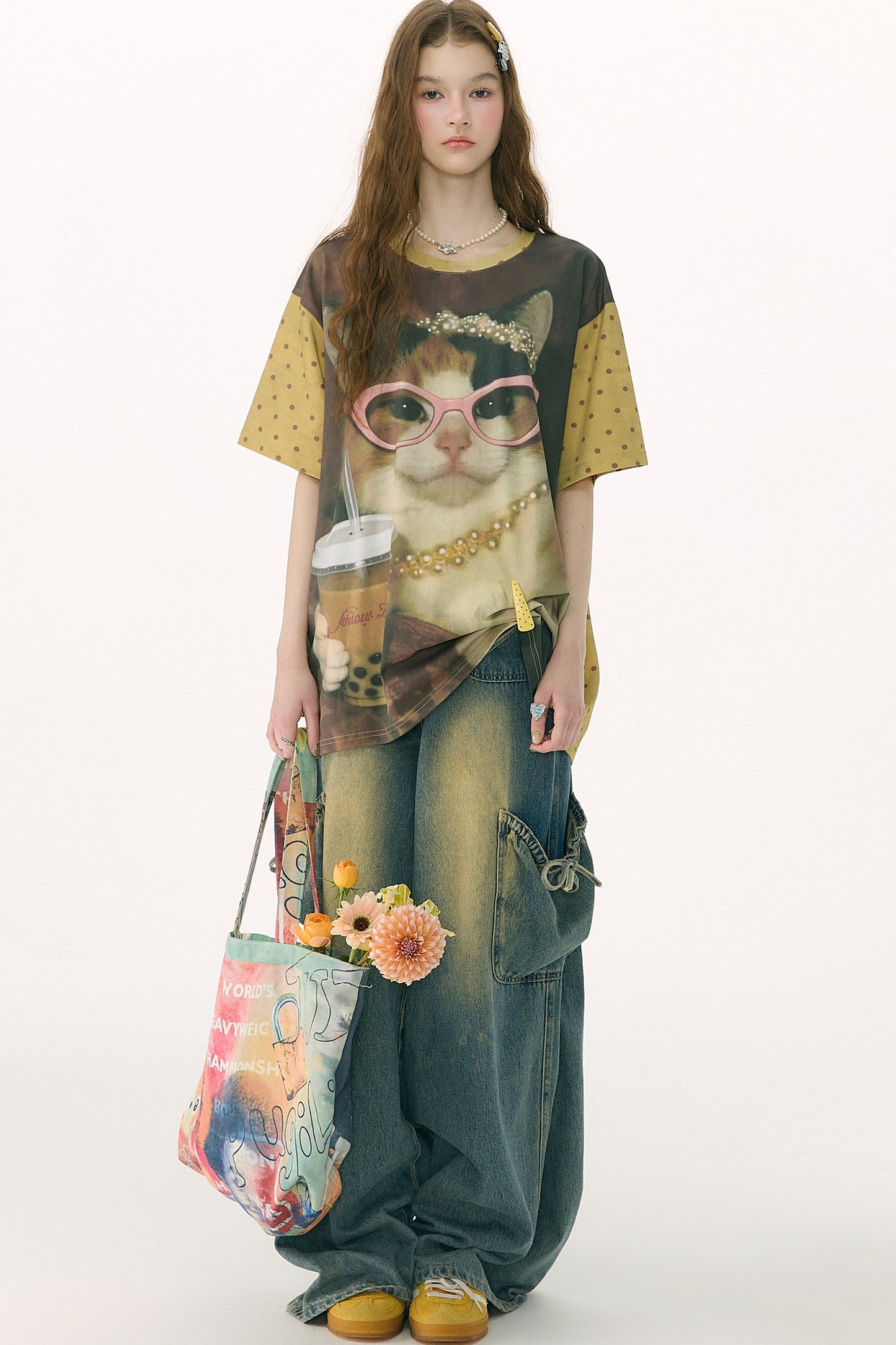 Locker sitzendes Kurzarm-T-Shirt mit Katzenprint