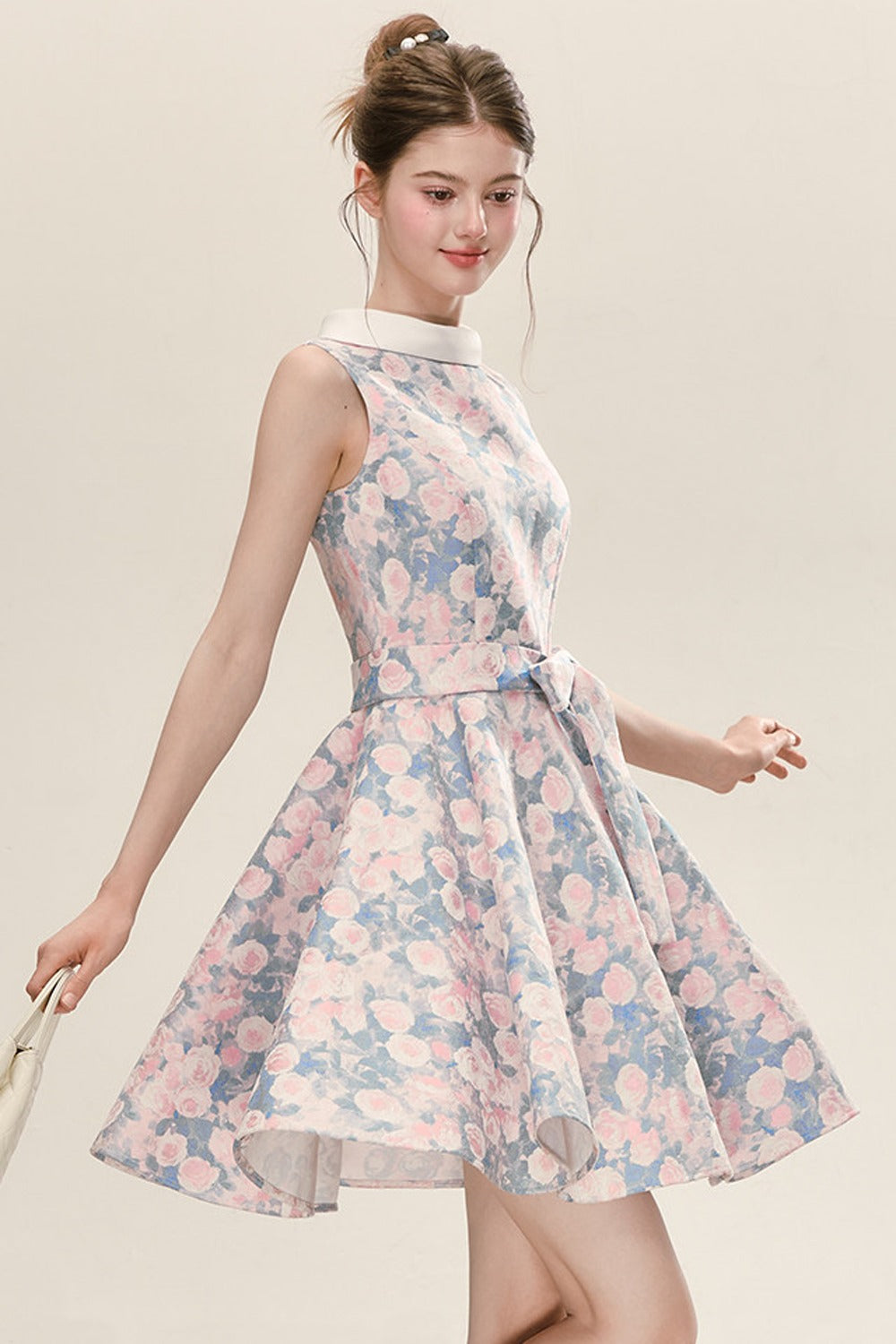 Ärmelloses A-Linien-Kleid mit Blumenmuster