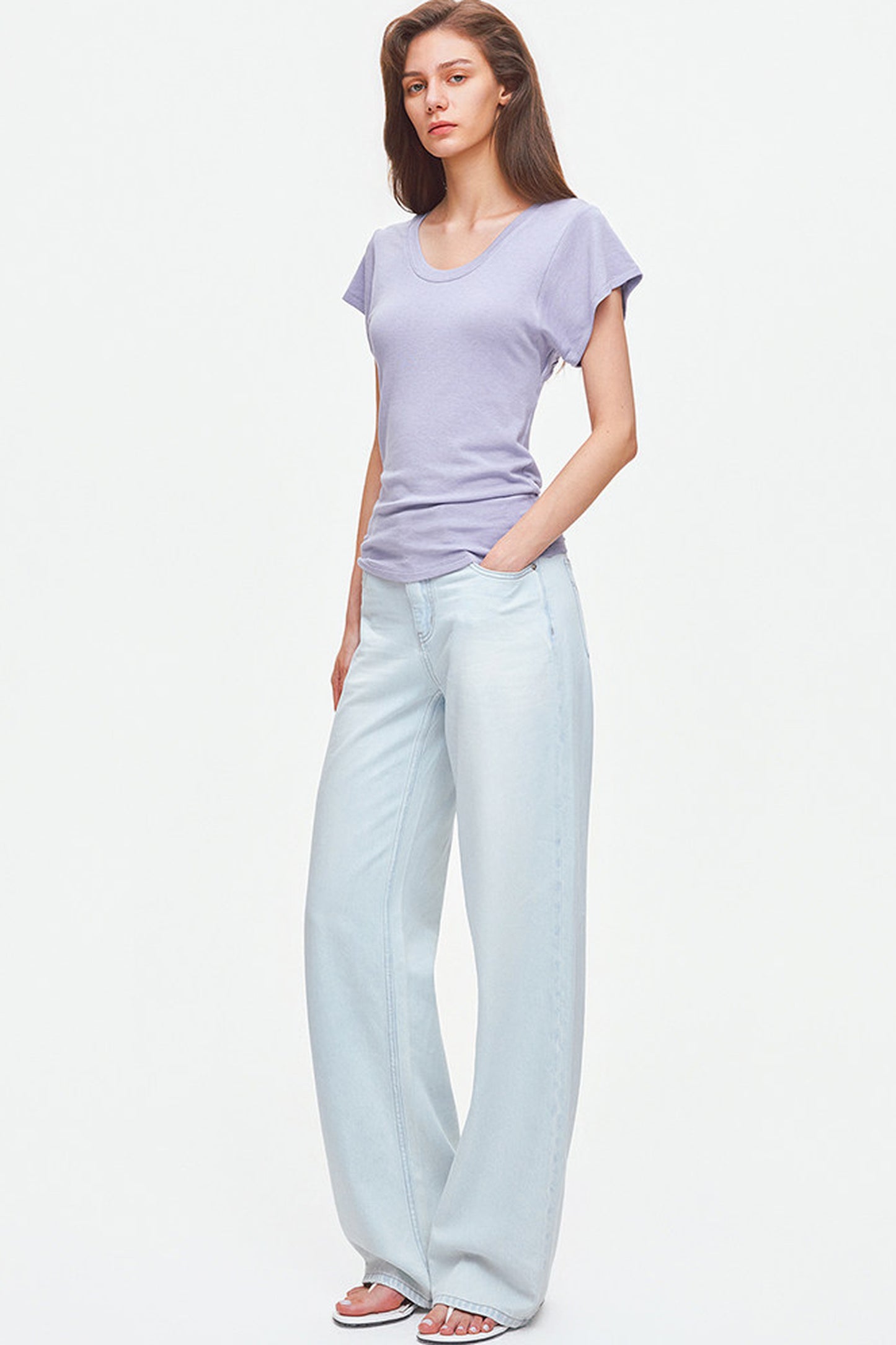Jeans a gamba larga in misto lyocell e cotone azzurro chiaro