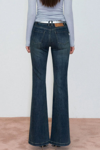 Retro-Jeans mit Strass und ausgestelltem Bein