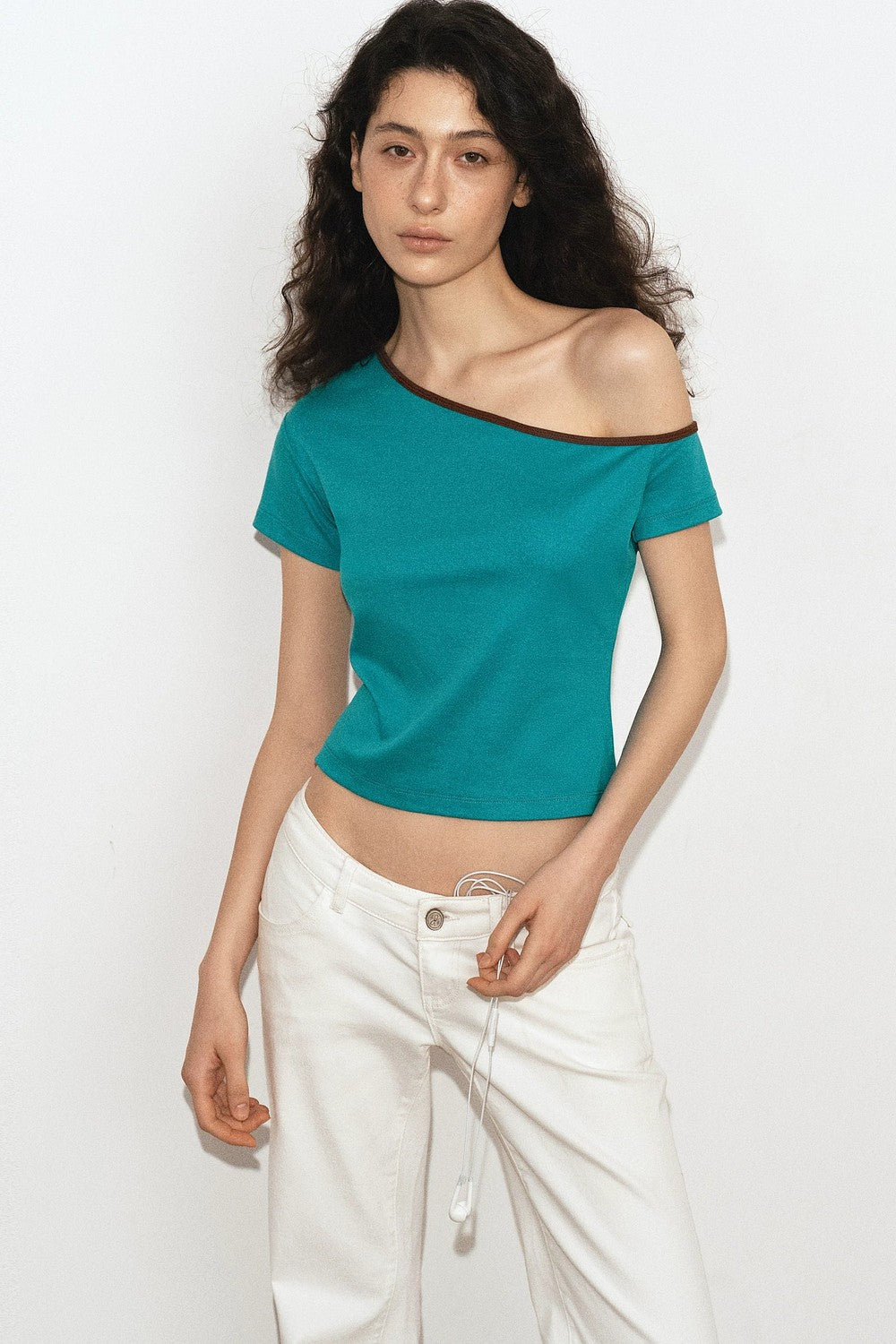 Maglia asimmetrica in cotone blu lago