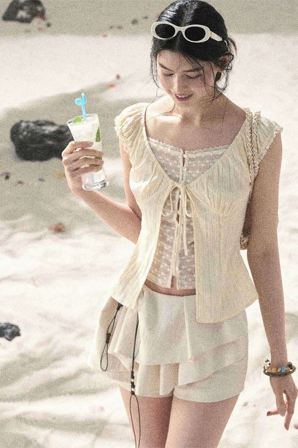Französische Spitzen-Hohlraum-Bluse