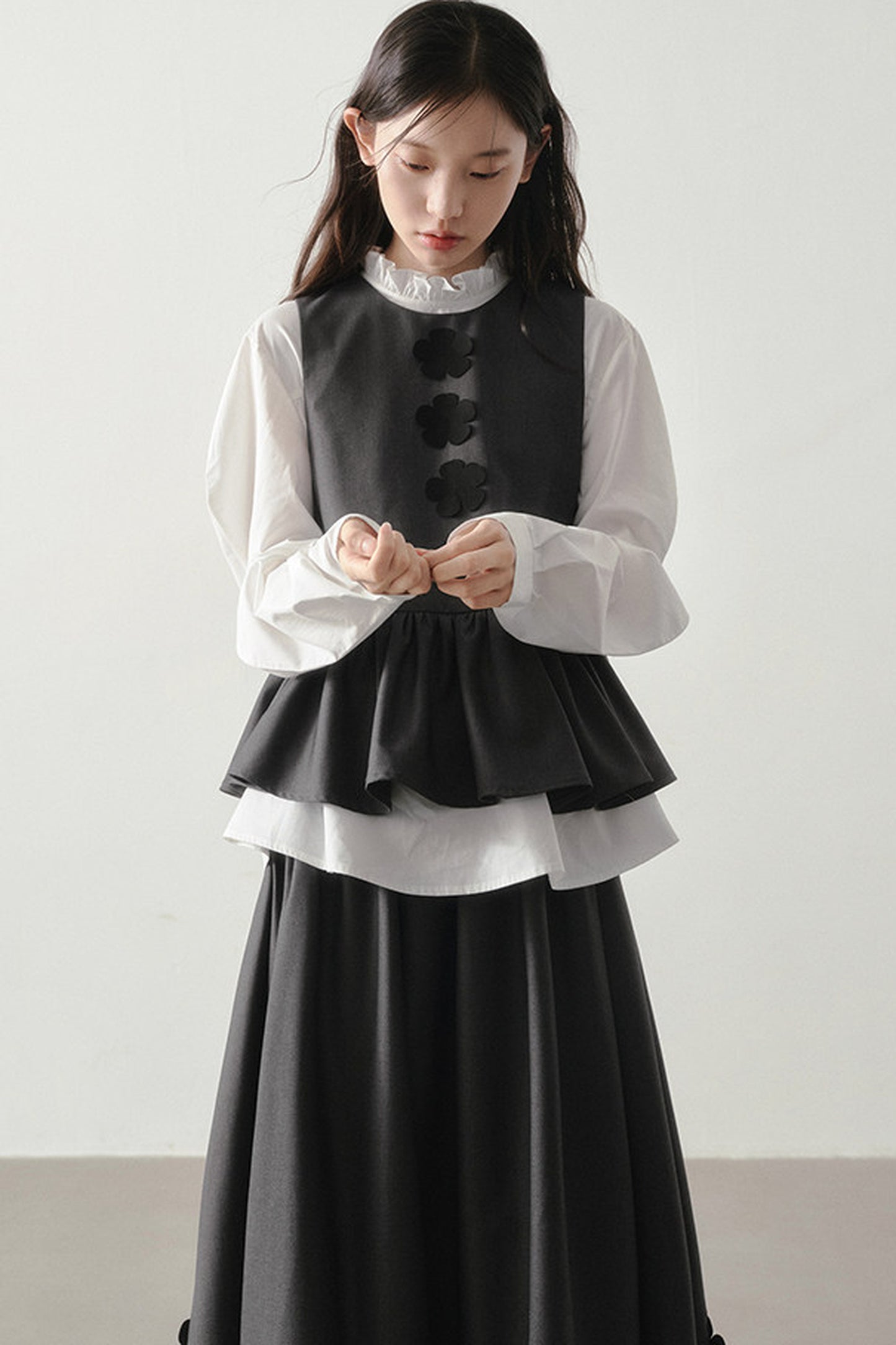 Ruffle Collar Puff Sleeve Blouse