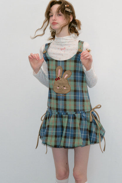 Vestido por capas de cuadros retro con parche de conejo