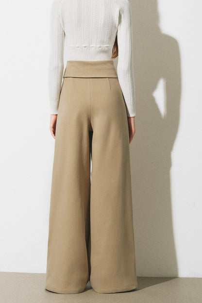 Dünne Wollhose mit asymmetrischem Bund und weitem Bein