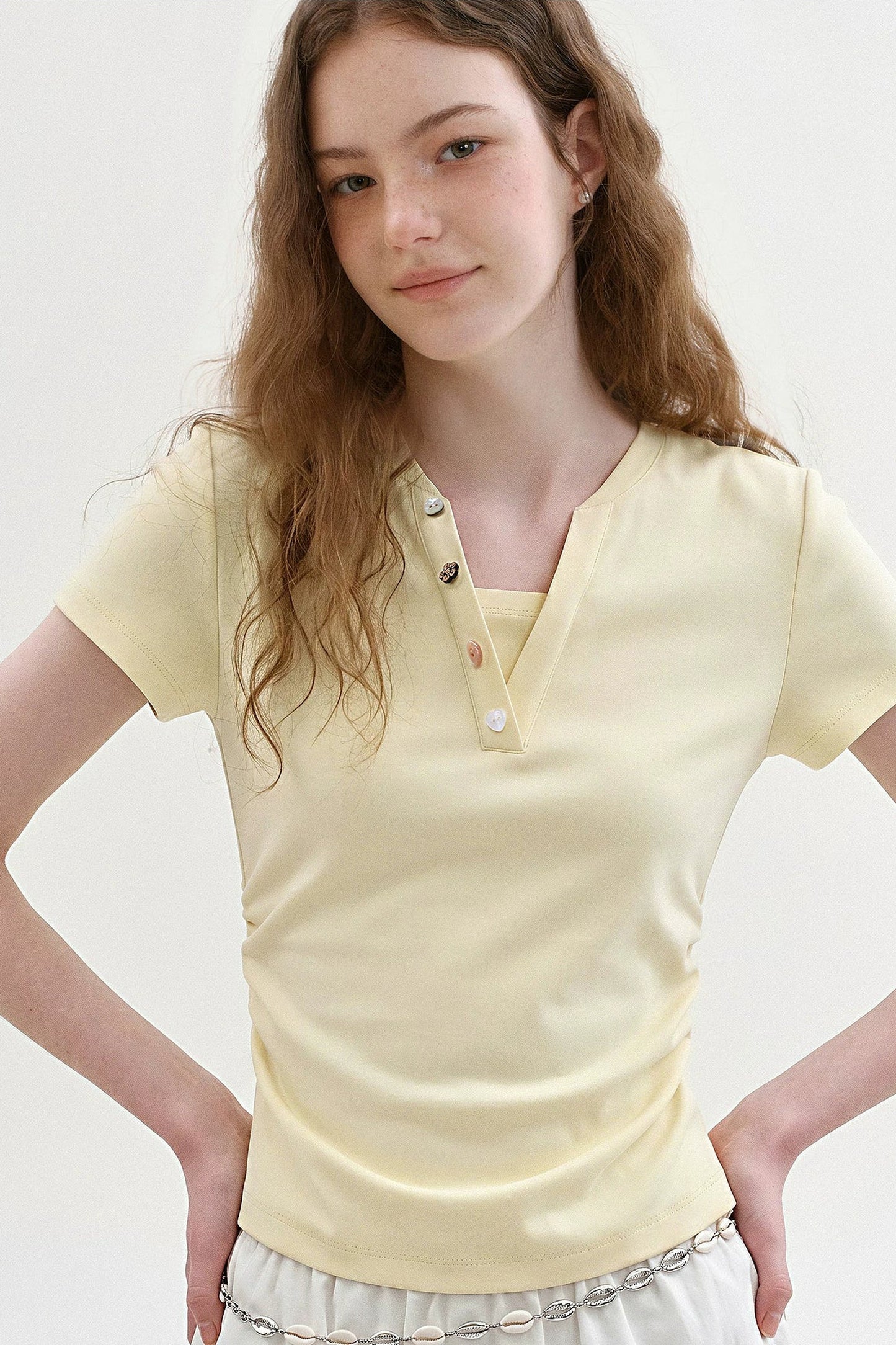 Maglia rétro a blocchi di colore con collo Henley