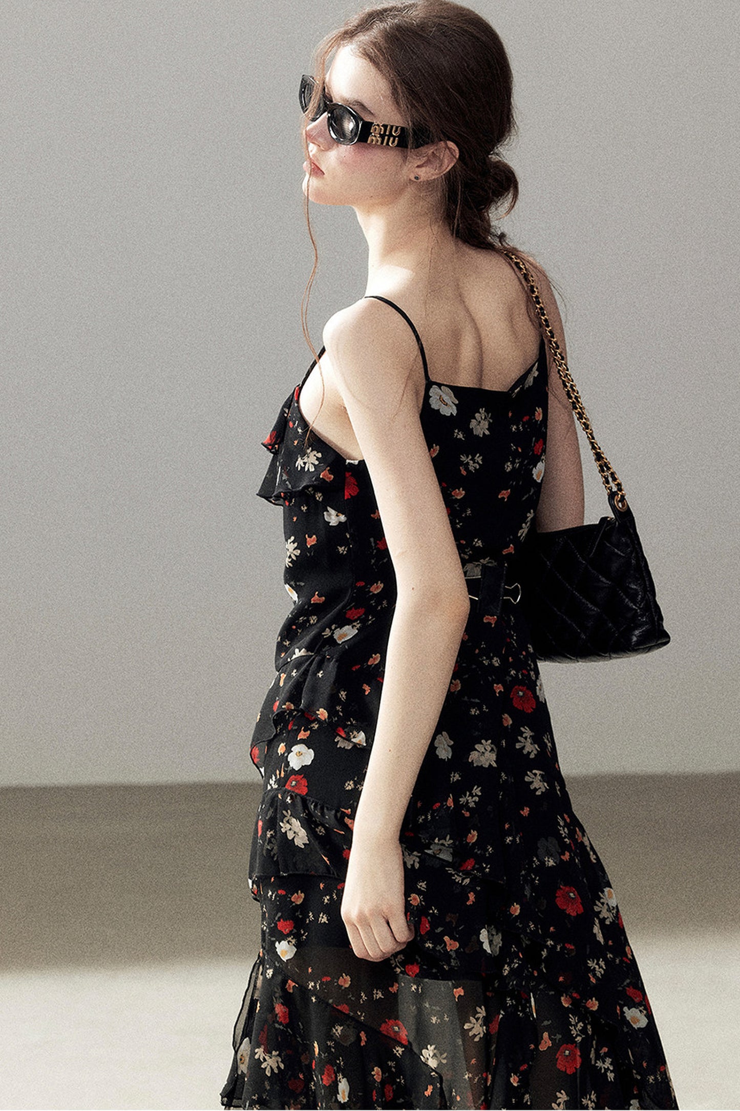 Robe à fines bretelles en mousseline à fleurs