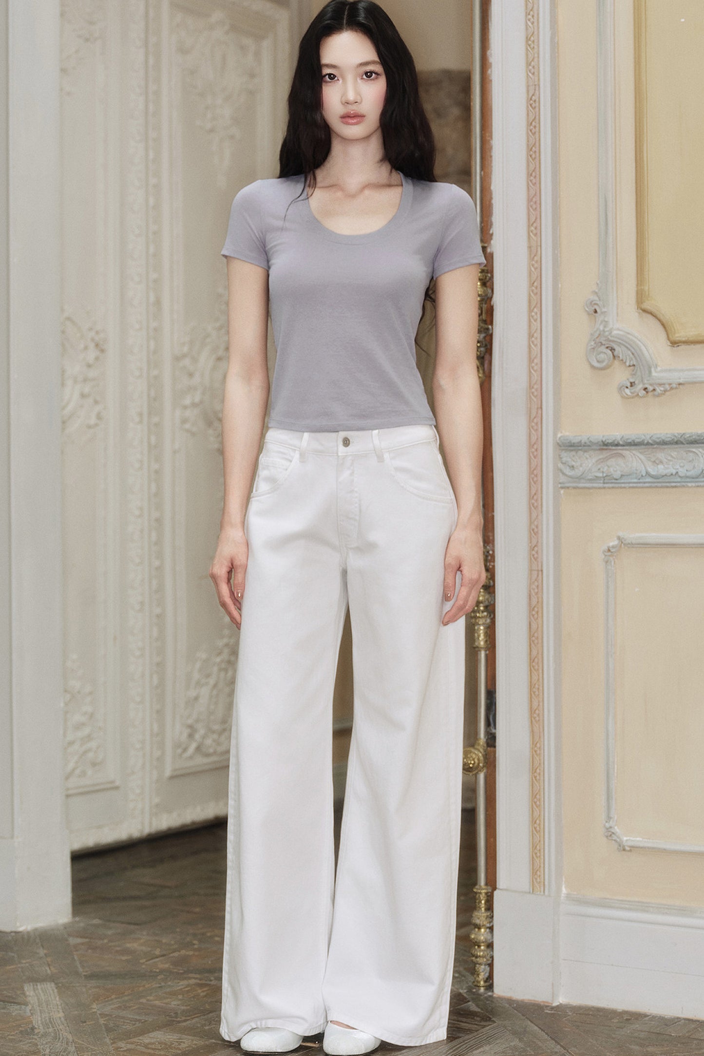 Lyocell Blend Low-Rise Wide-Leg Jeans
