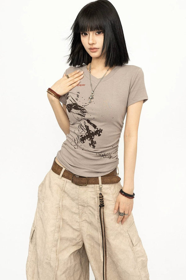 Top retro negro con cuello en V