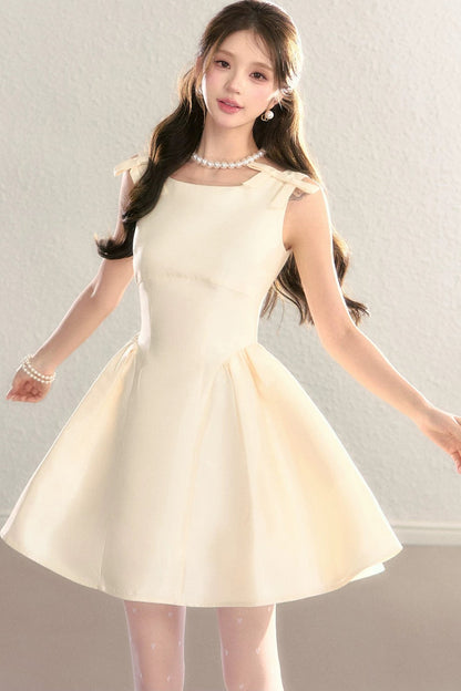 French Sleeveless Cinched Dress