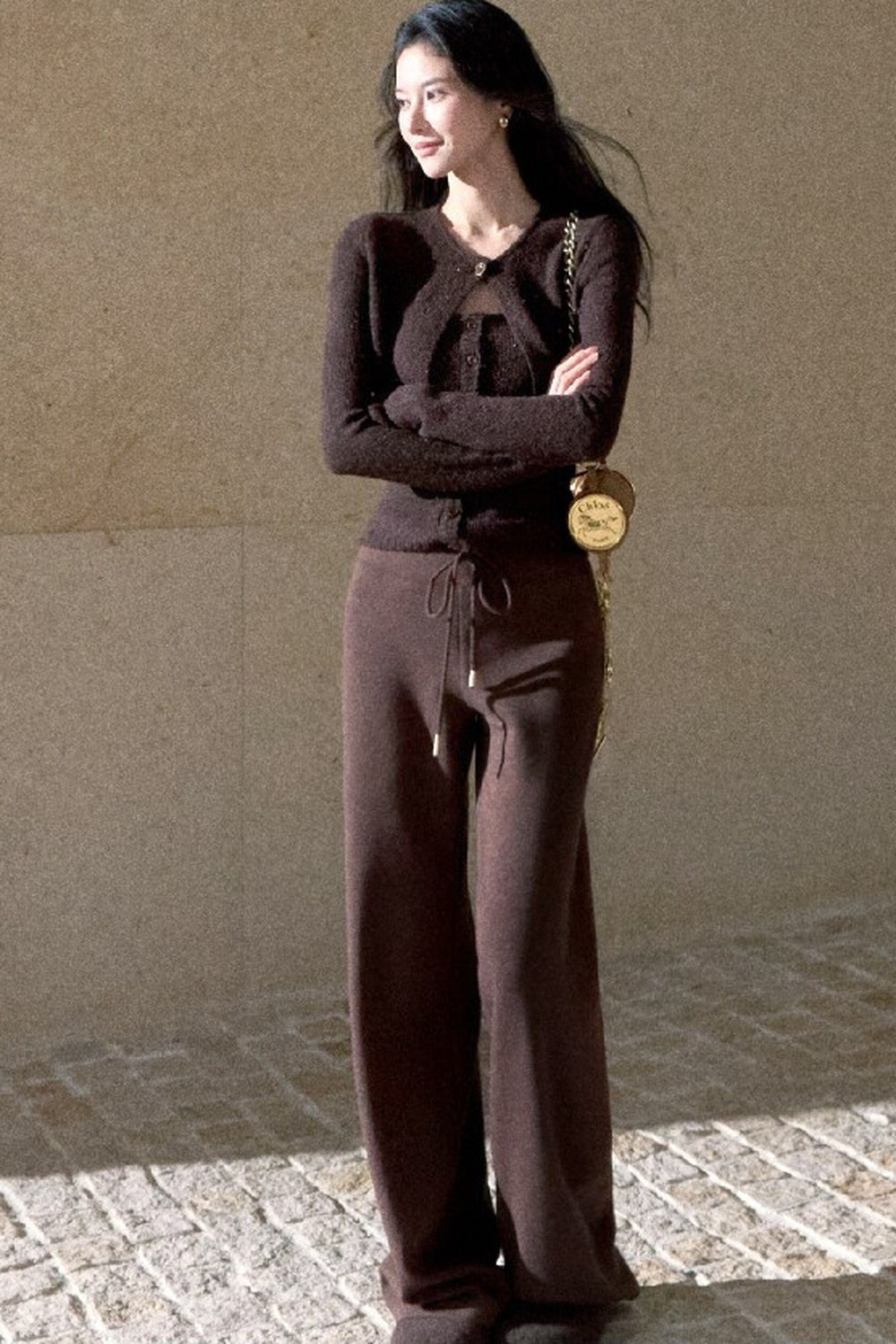 Strickjacke mit Pailletten und Camisole-Set