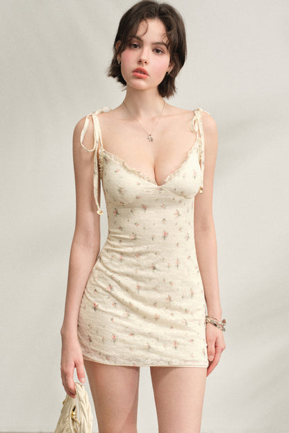 Floral Lace Bodycon Strap Dress