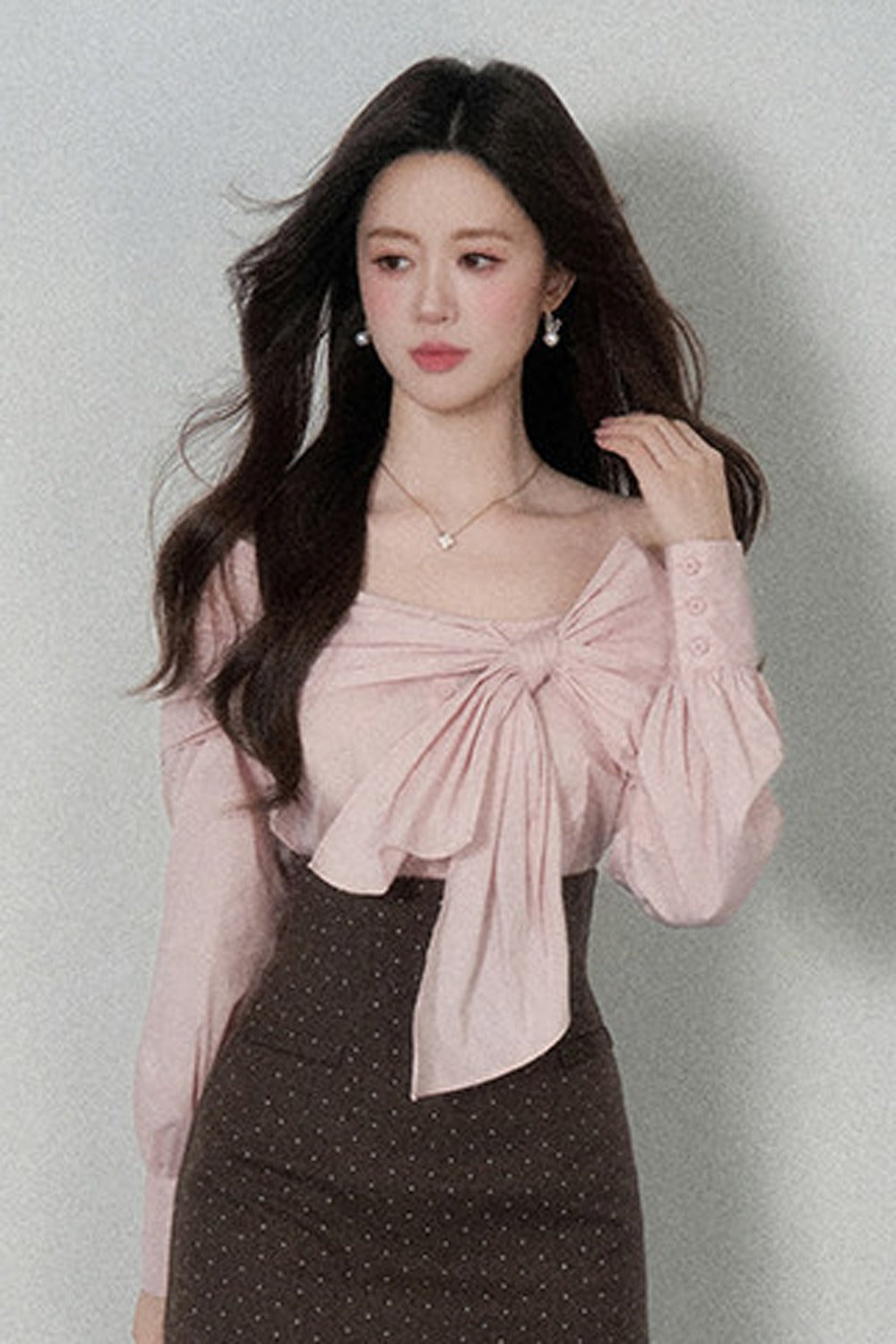 One-Shoulder Bow Long Sleeve Blouse