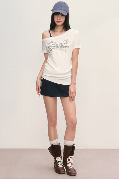 Blusa con efecto de capas y estampado de Cupido