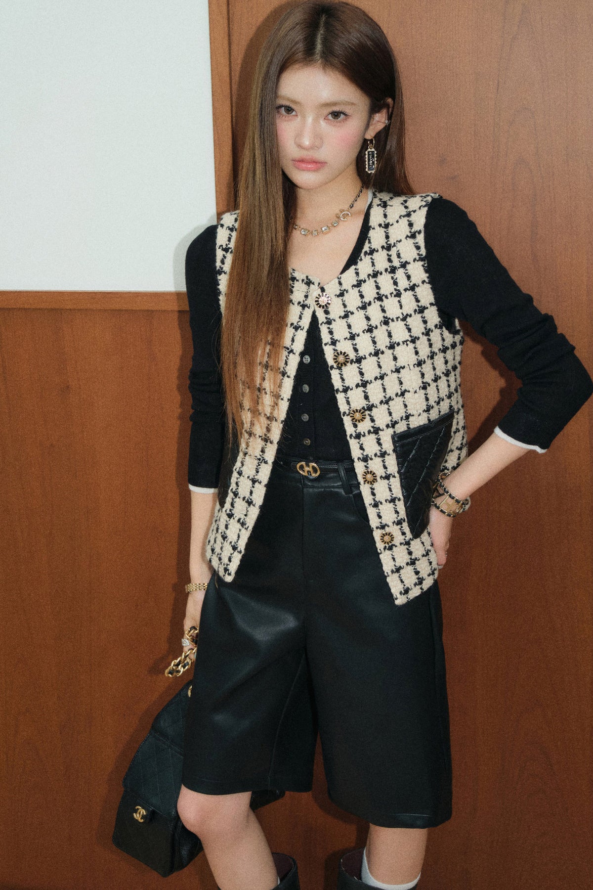 Black And White Checkered Tweed Vest And Mid-Length Pants Set-Up